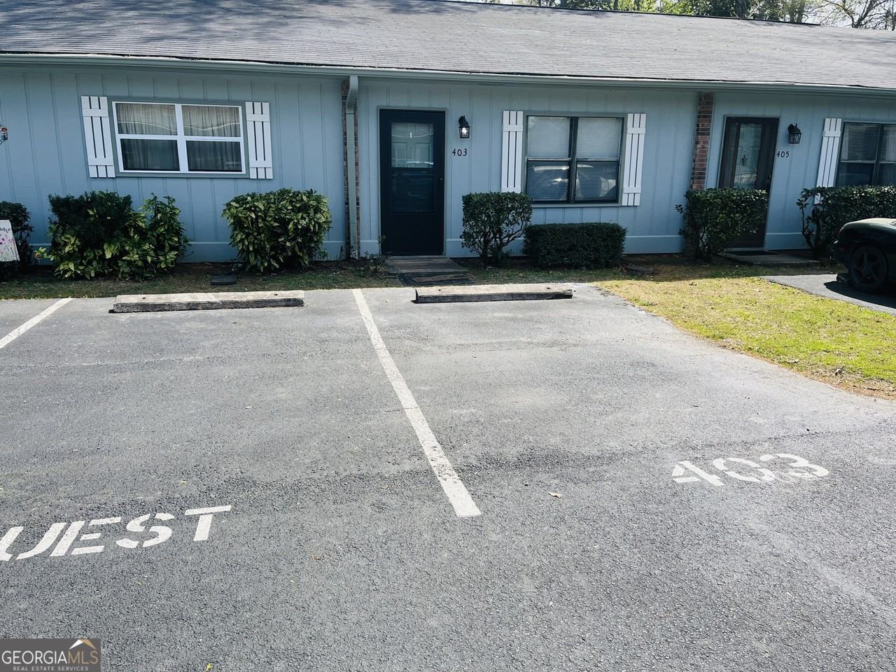 403 Breezy Pines Dr - Photo 2 of 19