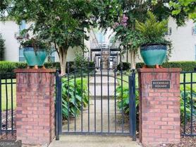 48 Peachtree Ave Ne Apt 213 - Photo 1 of 1