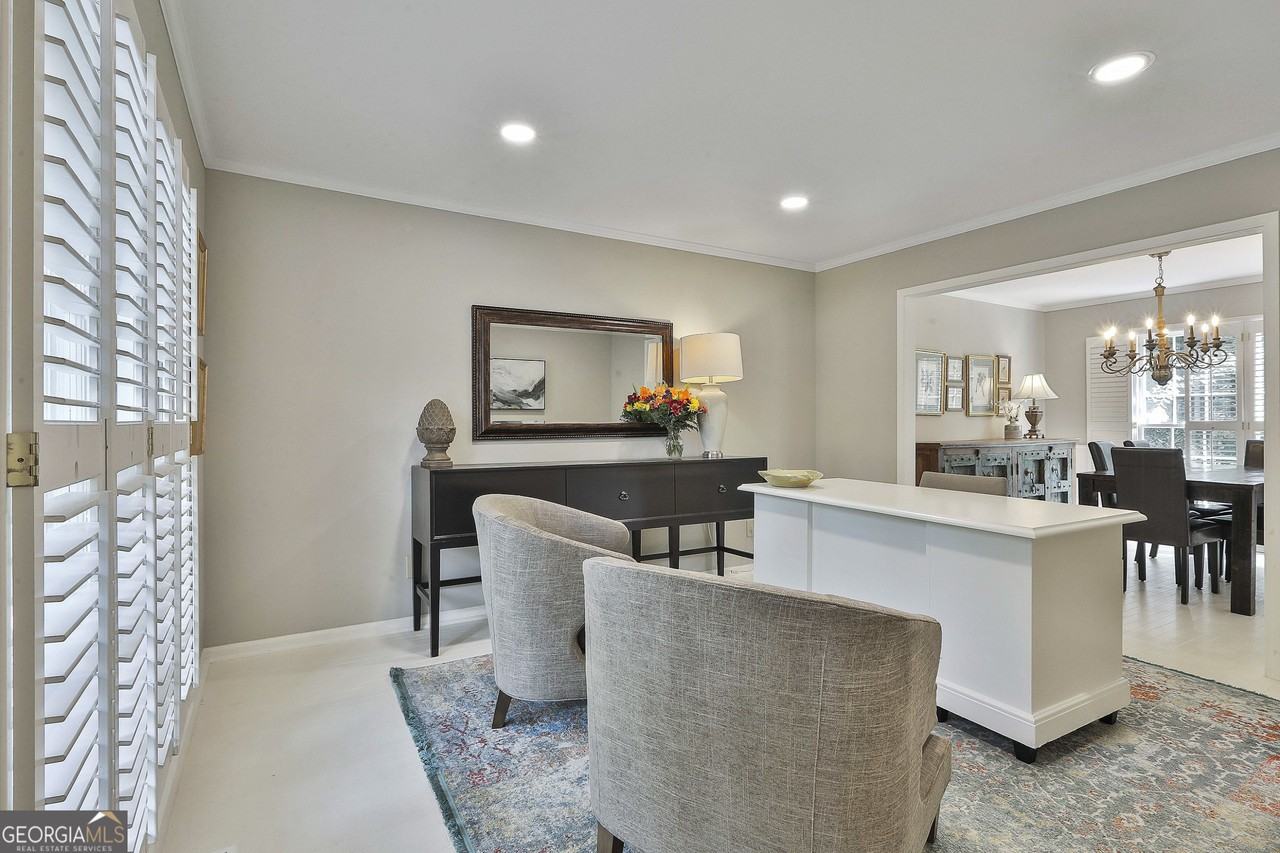 245 Woodsong Dr - Photo 4 of 20