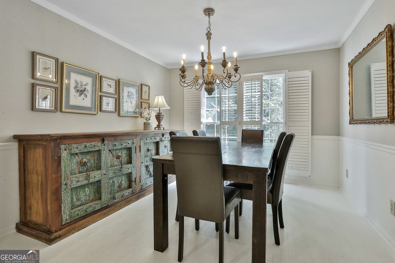 245 Woodsong Dr - Photo 6 of 20