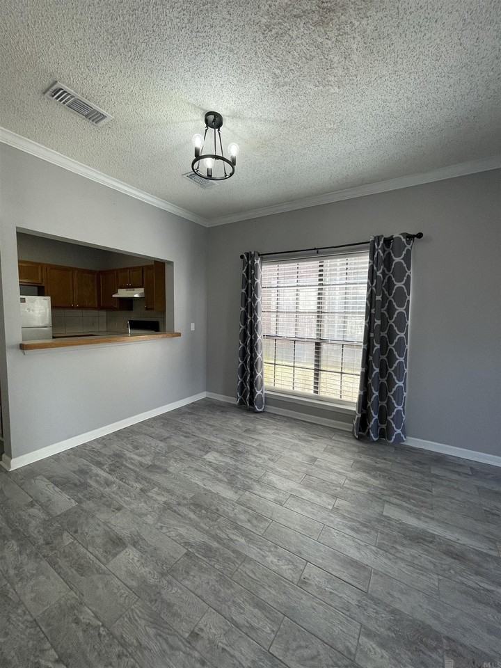 909 W Tony St #D - Photo 5 of 12