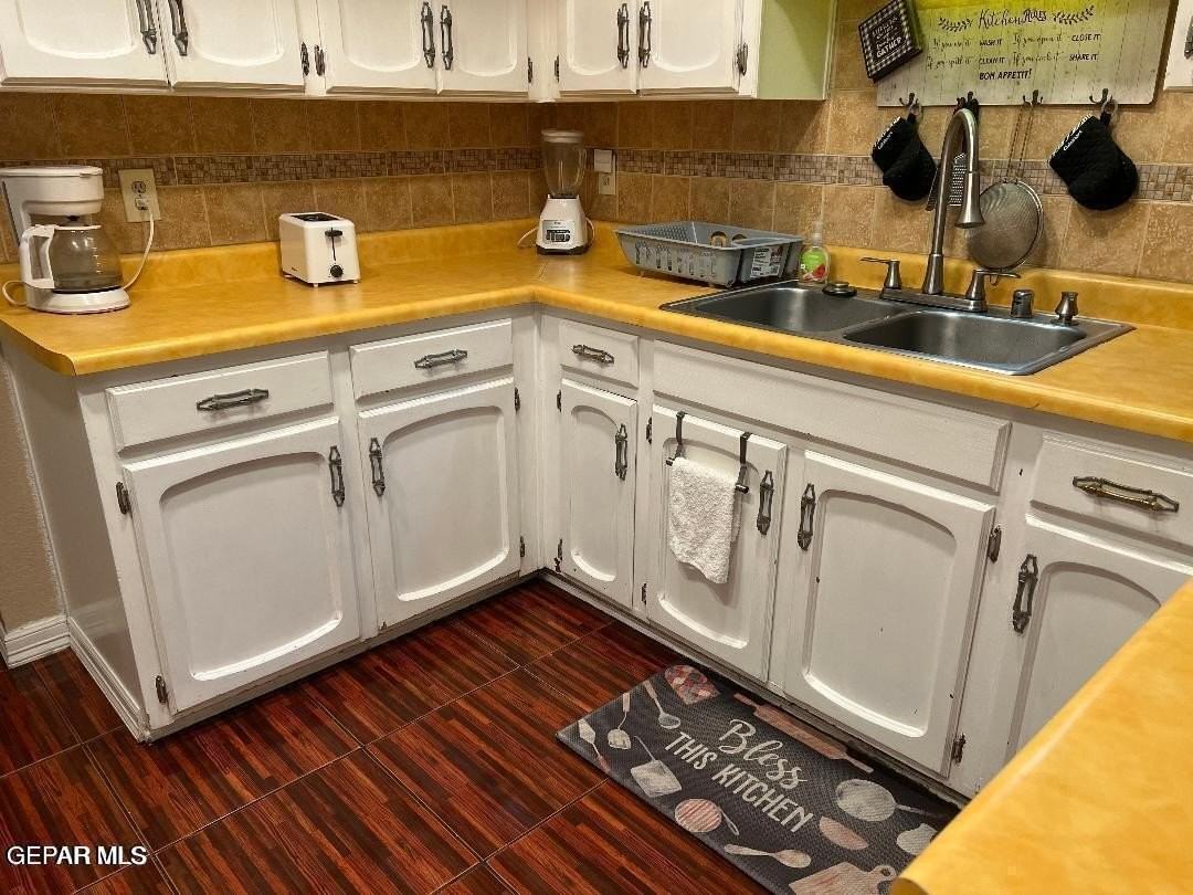 1820 Jack Nicklaus Dr - Photo 3 of 17