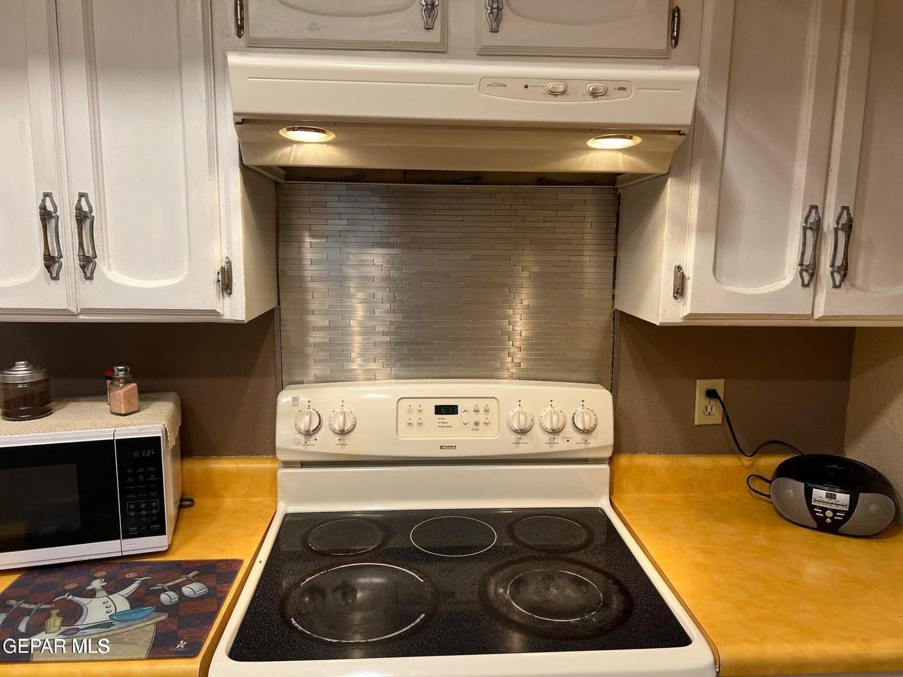 1820 Jack Nicklaus Dr - Photo 5 of 17