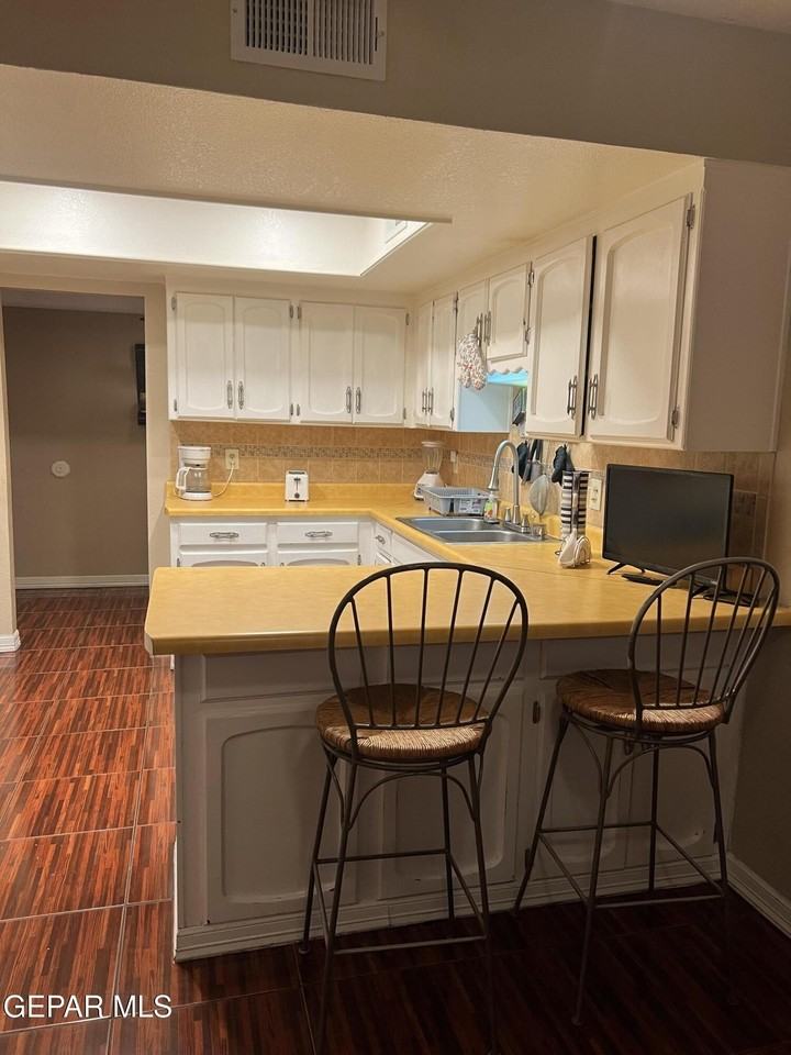 1820 Jack Nicklaus Dr - Photo 6 of 17