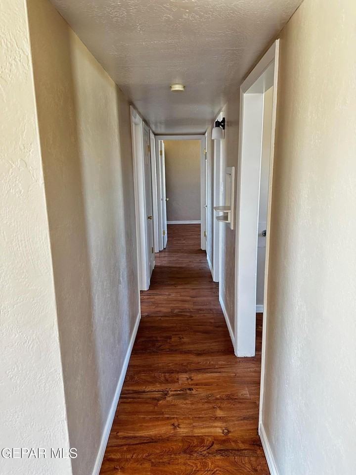 5013 Sierra Madre Dr - Photo 6 of 14