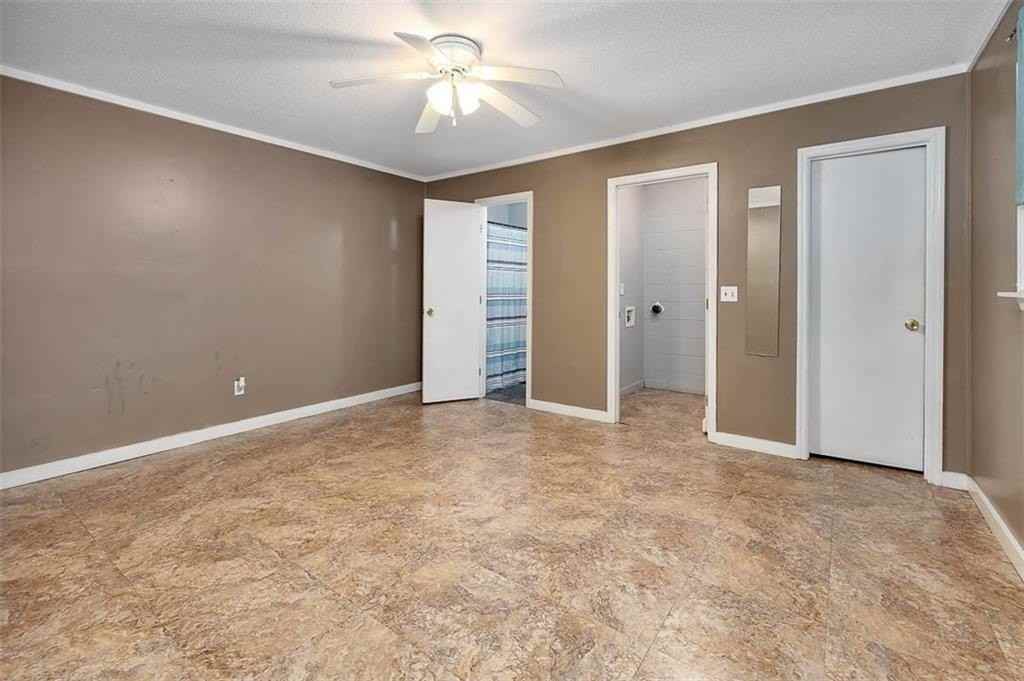 505 1st Ave - Photo 4 of 7