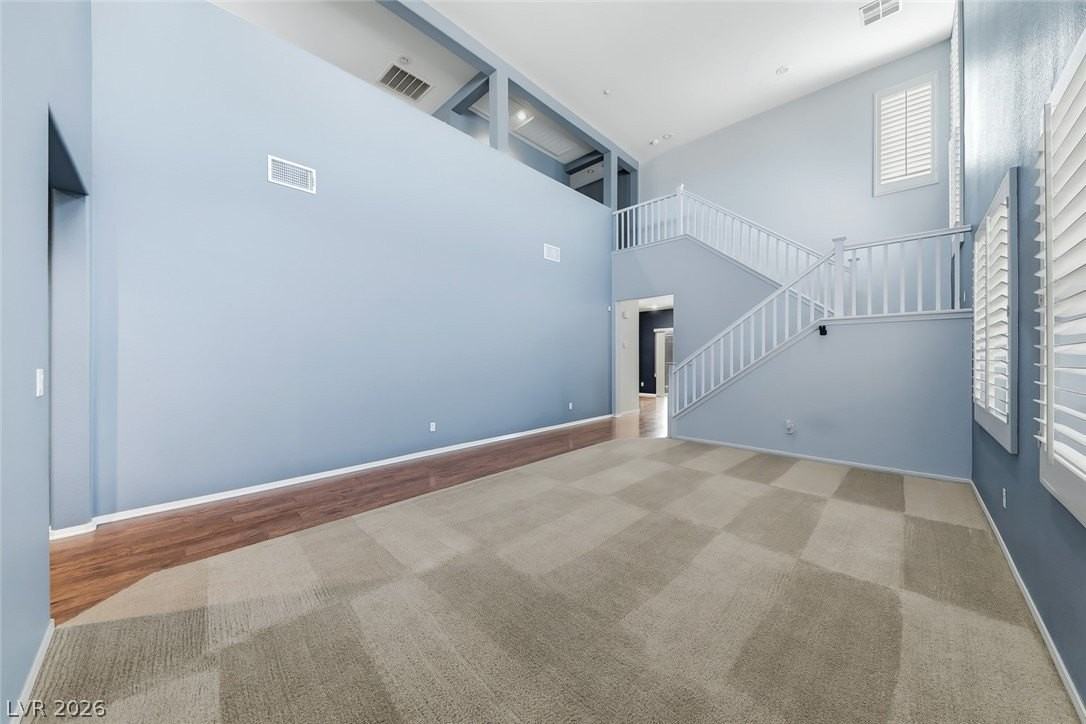 1129 Dunrobin Garden St - Photo 6 of 39