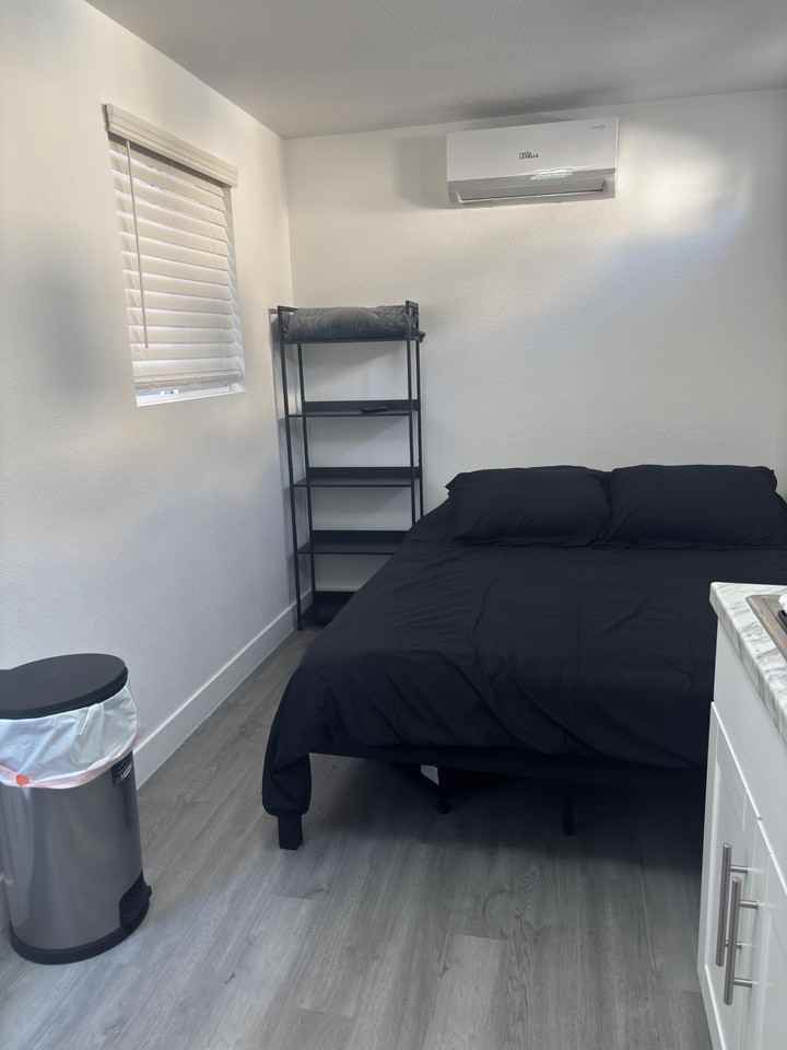 Norco Dr - Photo 5 of 8