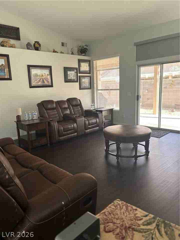 5301 Sly Fox Ct - Photo 7 of 33