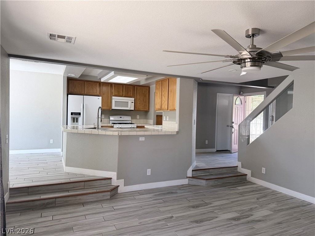 977 Plantain Lily Ave - Photo 2 of 11