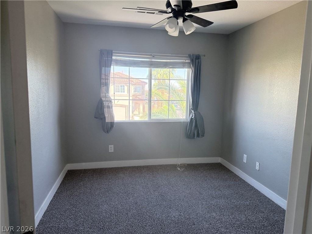 977 Plantain Lily Ave - Photo 5 of 11