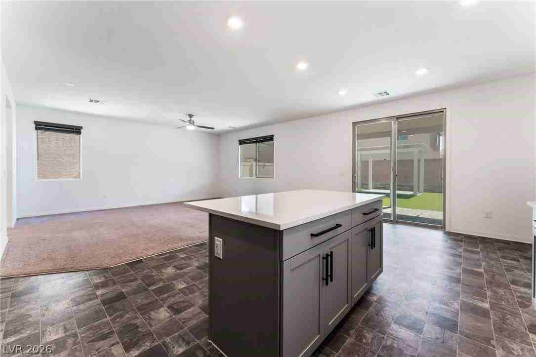 6958 Stone Cactus St - Photo 6 of 23