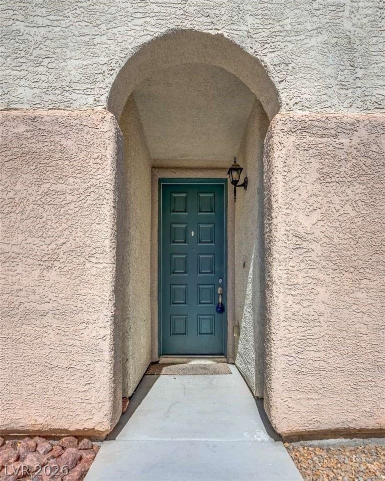 9847 Overlook Ridge Ave - Photo 4 of 21