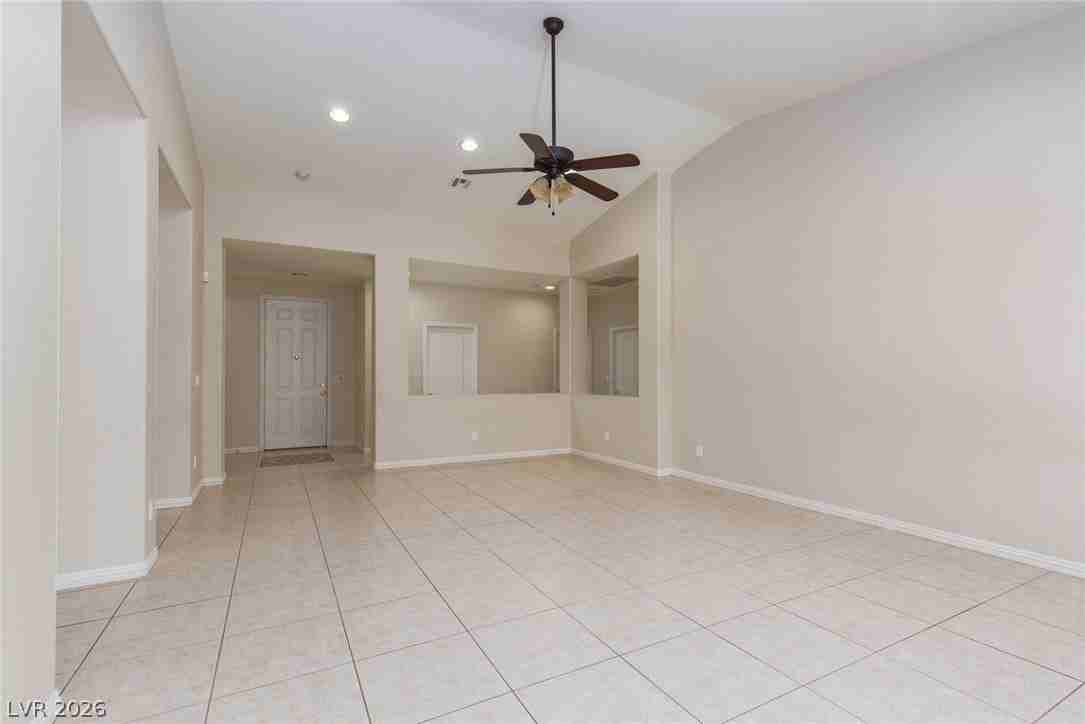 8233 Preppy Fox Ave - Photo 6 of 37