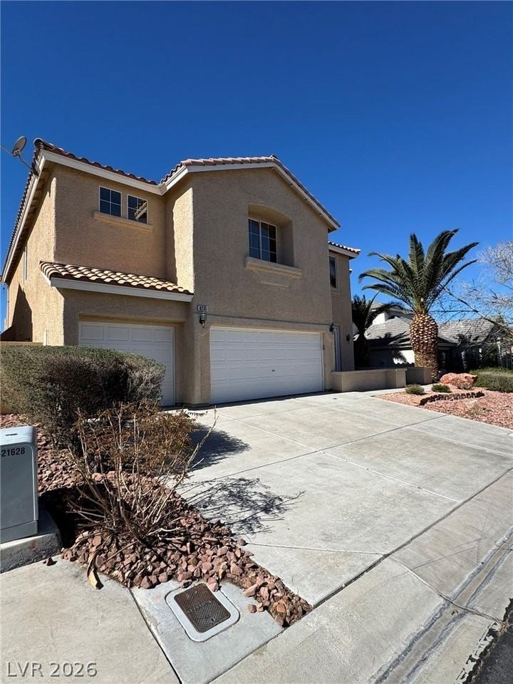 8235 Coyado St - Photo 2 of 37