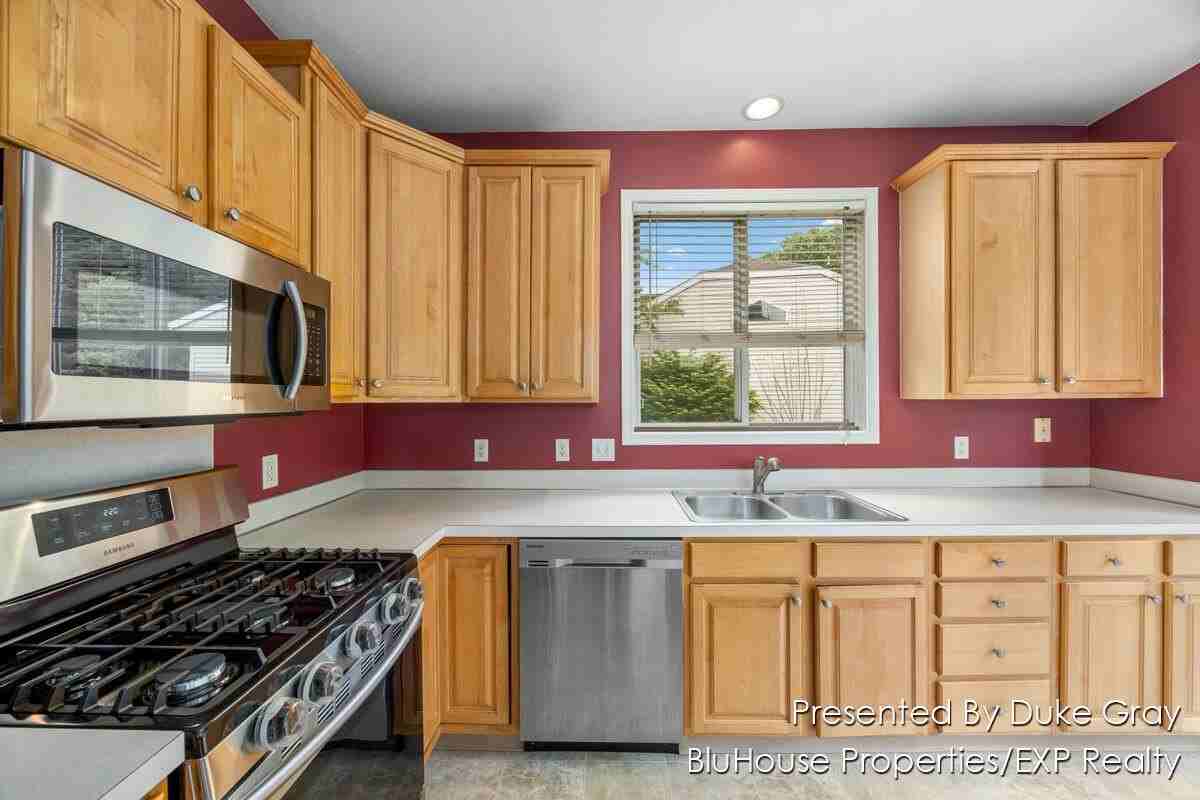 5542 Boxwood Ct Se - Photo 7 of 20