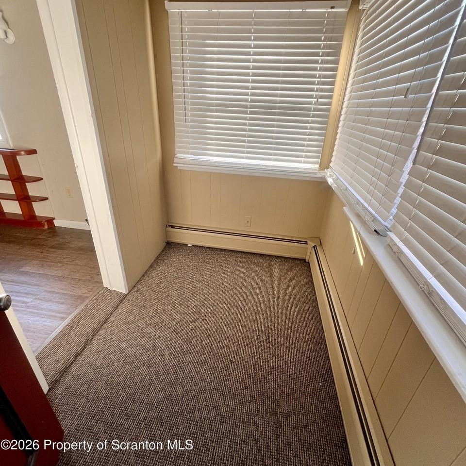 707 Prospect Ave Unit Rear - Photo 3 of 11