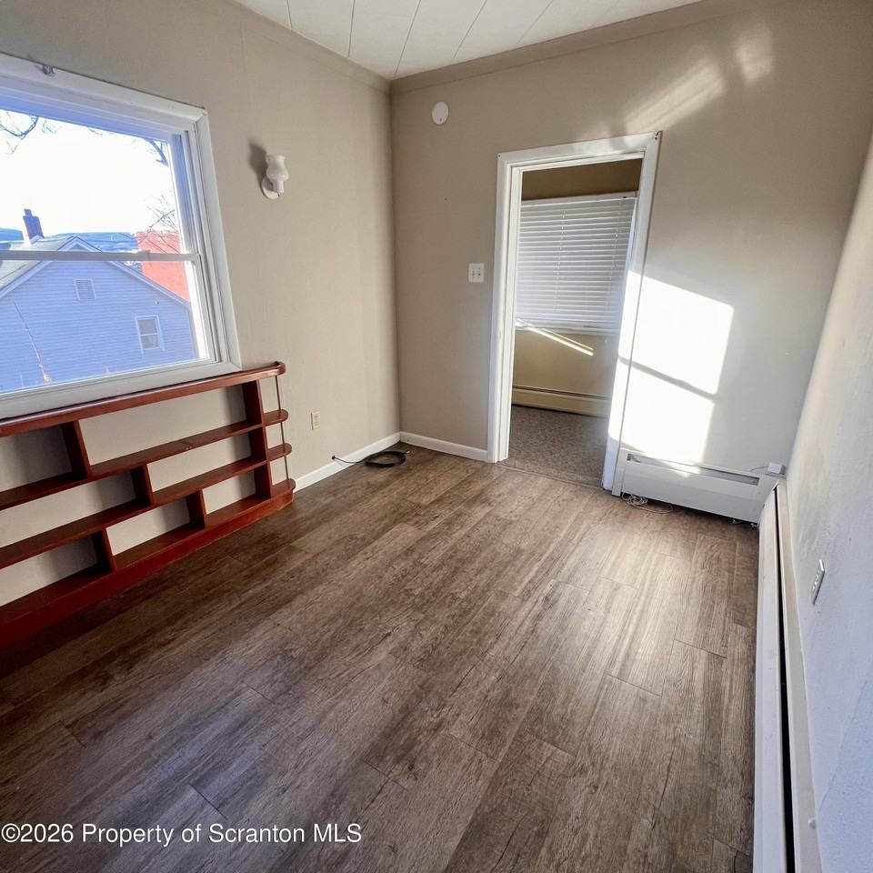 707 Prospect Ave Unit Rear - Photo 5 of 11