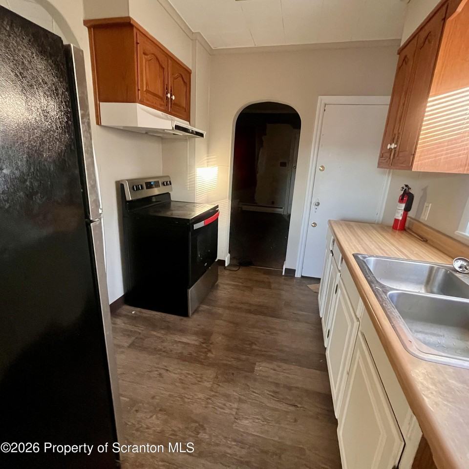 707 Prospect Ave Unit Rear - Photo 6 of 11