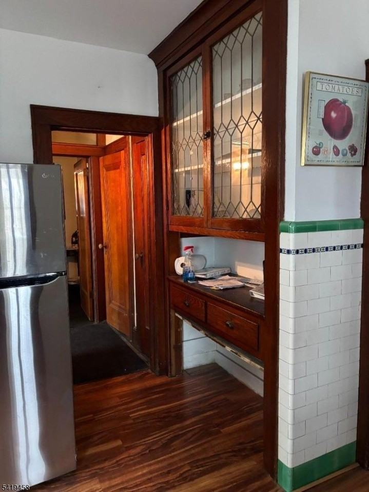 2074 Stowe St - Photo 2 of 7