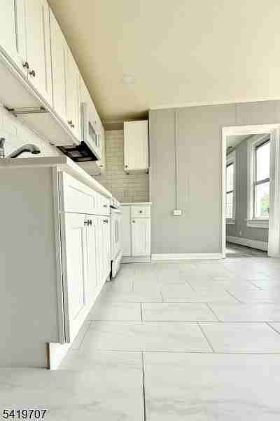 500 Bond St - Photo 3 of 17