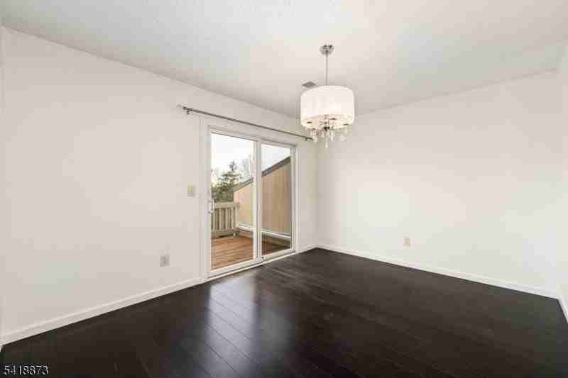 11 Colton Cir - Photo 7 of 31