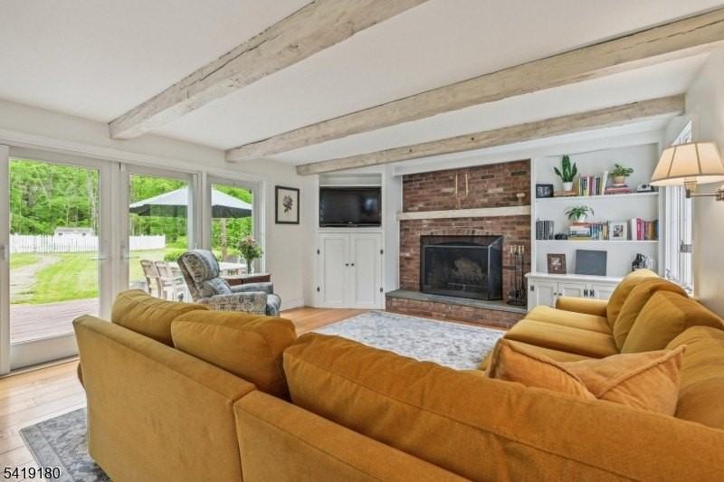 47 W Main St - Photo 3 of 20