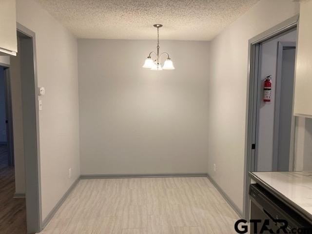 320 Blake Dr - Photo 6 of 9