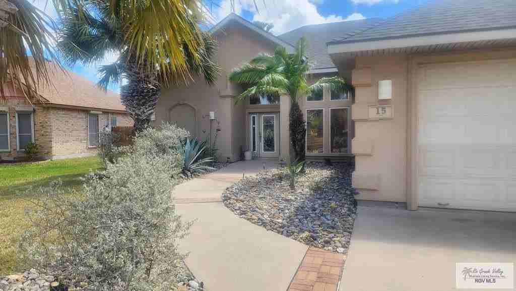 15 Cypress Point Dr - Photo 3 of 37