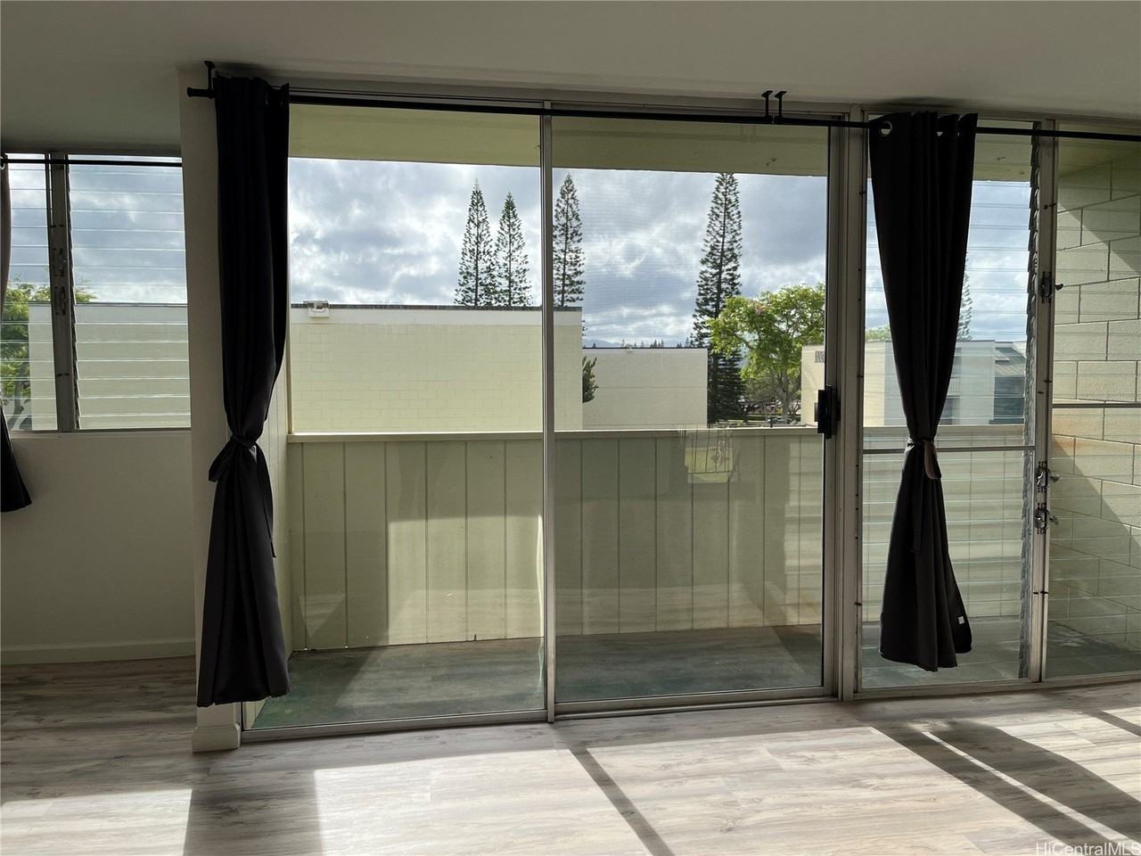 95-21 Kuahelani Ave Apt 303 - Photo 7 of 12