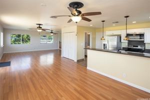 featured image of 92-7049 Elele St Unit 102