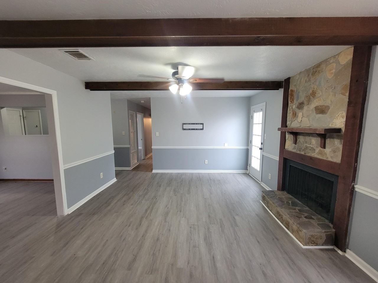 4536 Hillside Dr - Photo 3 of 21