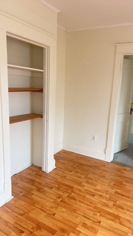 309 Chicago Ave - Photo 2 of 7