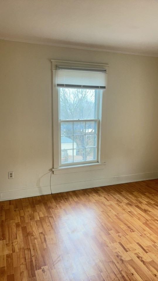 309 Chicago Ave - Photo 4 of 7