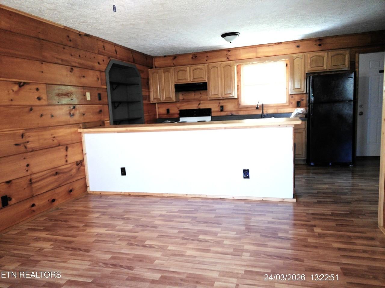 1035 Indian Gap Rd - Photo 4 of 12