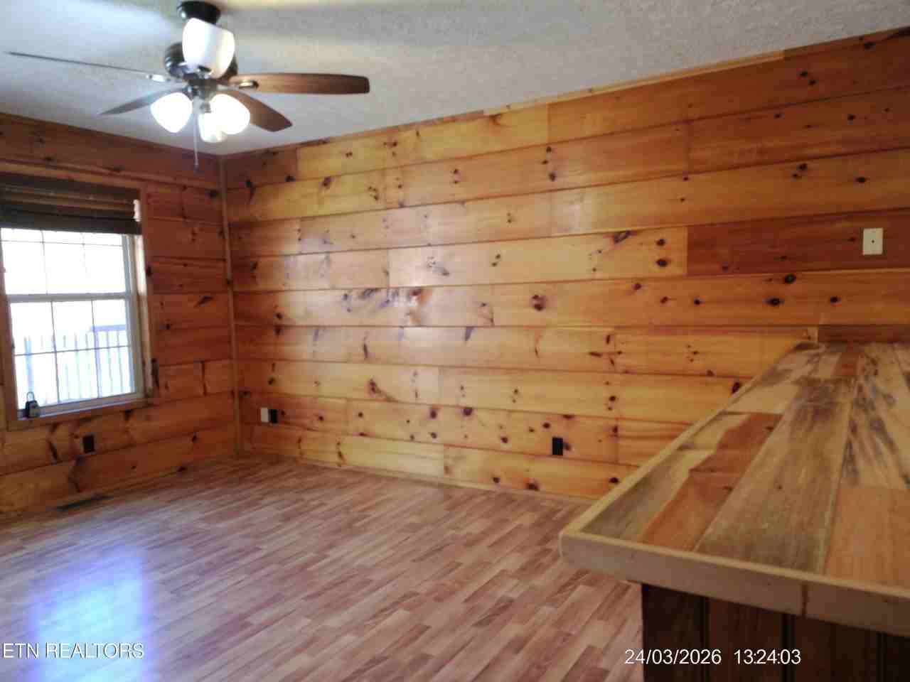 1035 Indian Gap Rd - Photo 5 of 12