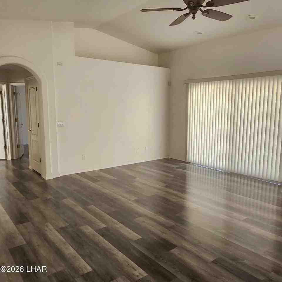 2209 Palo Verde Blvd N - Photo 4 of 34