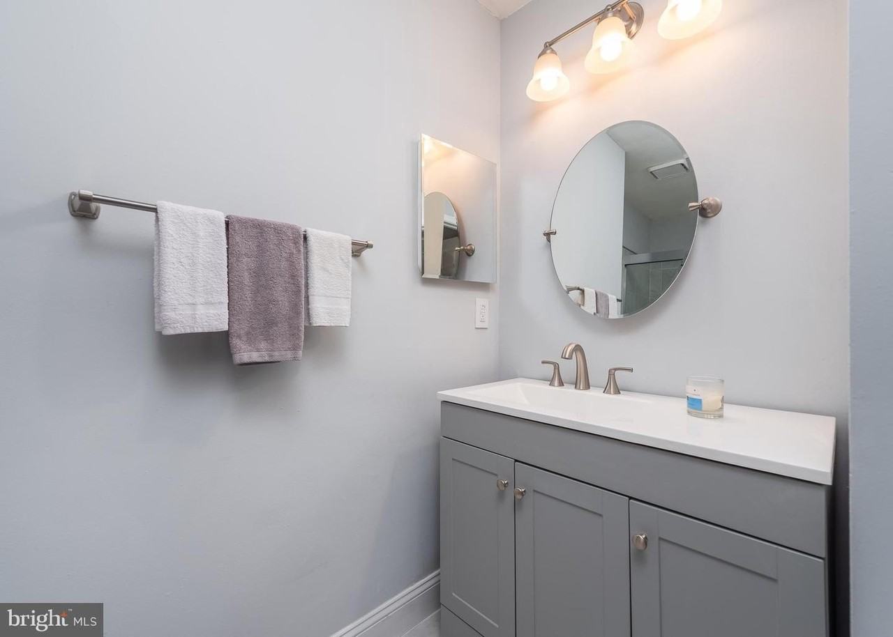 5971 Millrace Ct - Photo 6 of 25