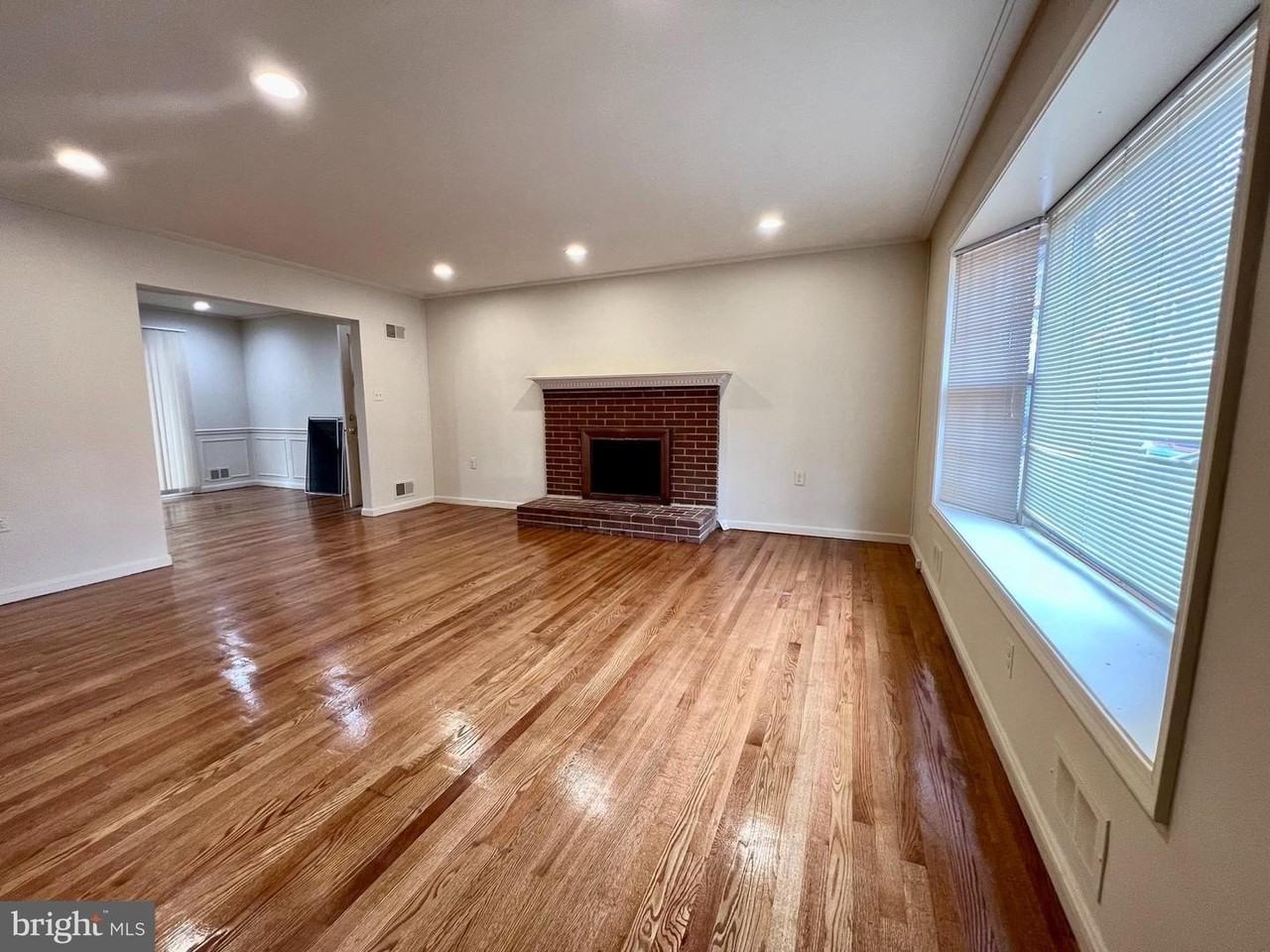 7510 Sanner Rd - Photo 6 of 26