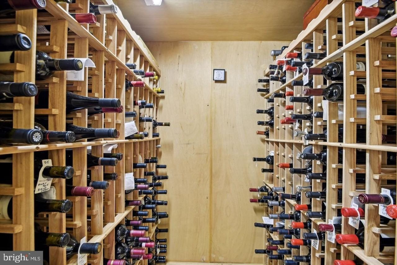 9939 Bentcross Dr - Photo 7 of 50