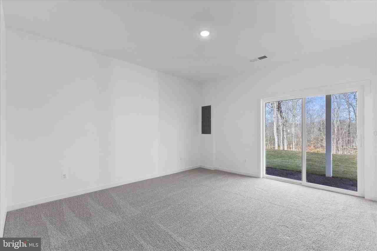 36121 Wilderness Shores Way - Photo 5 of 23