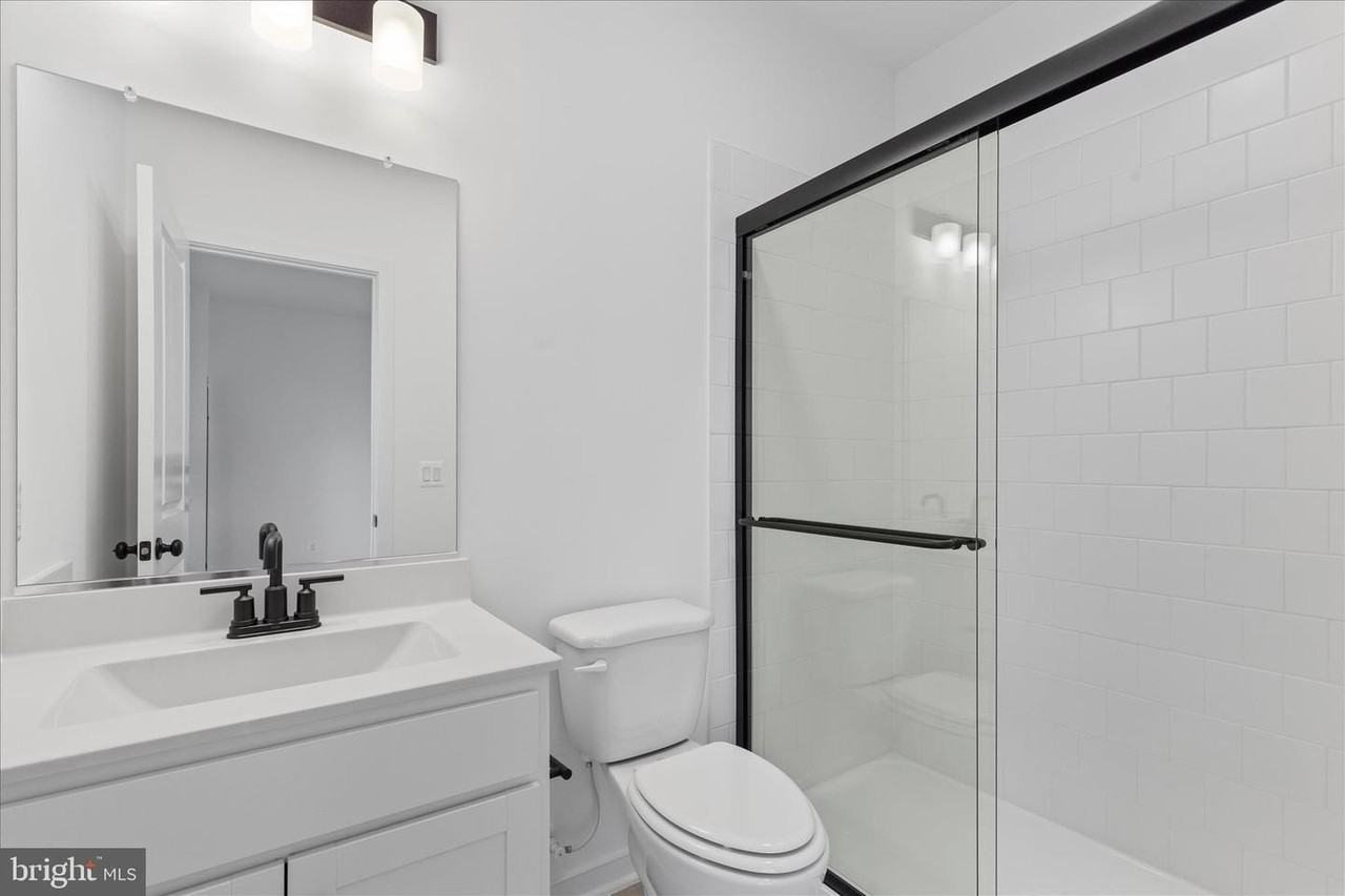 36121 Wilderness Shores Way - Photo 6 of 23