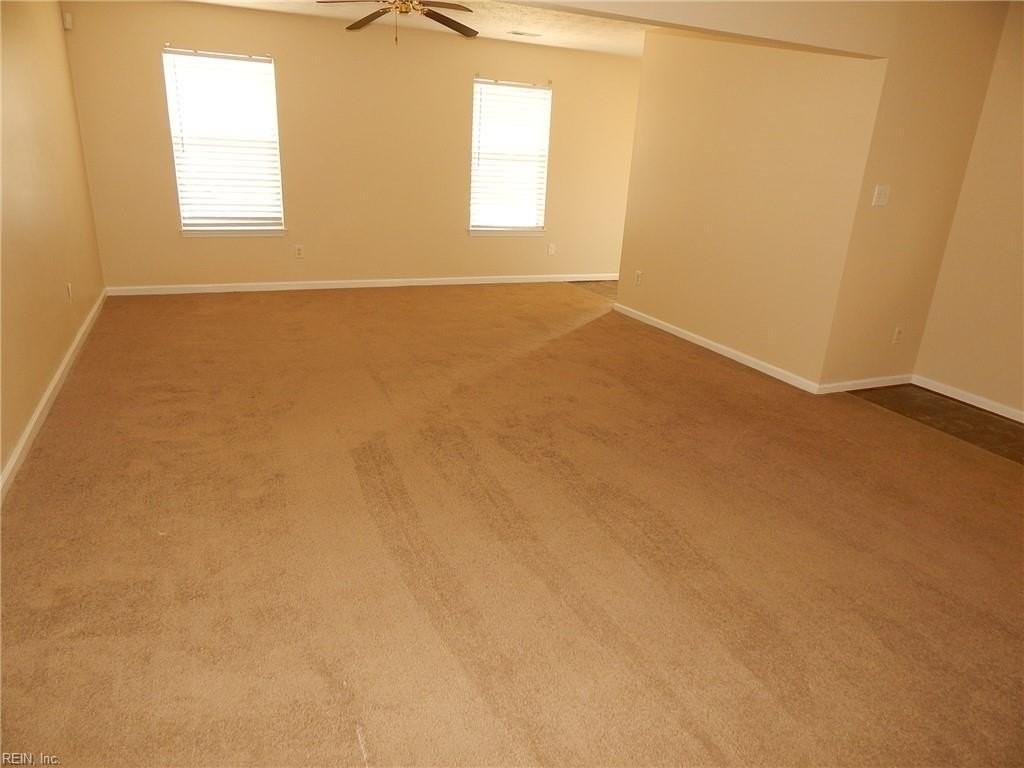 869 Page Pl - Photo 4 of 21