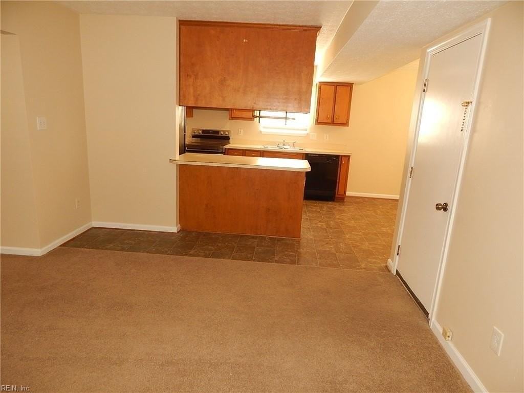 869 Page Pl - Photo 5 of 21