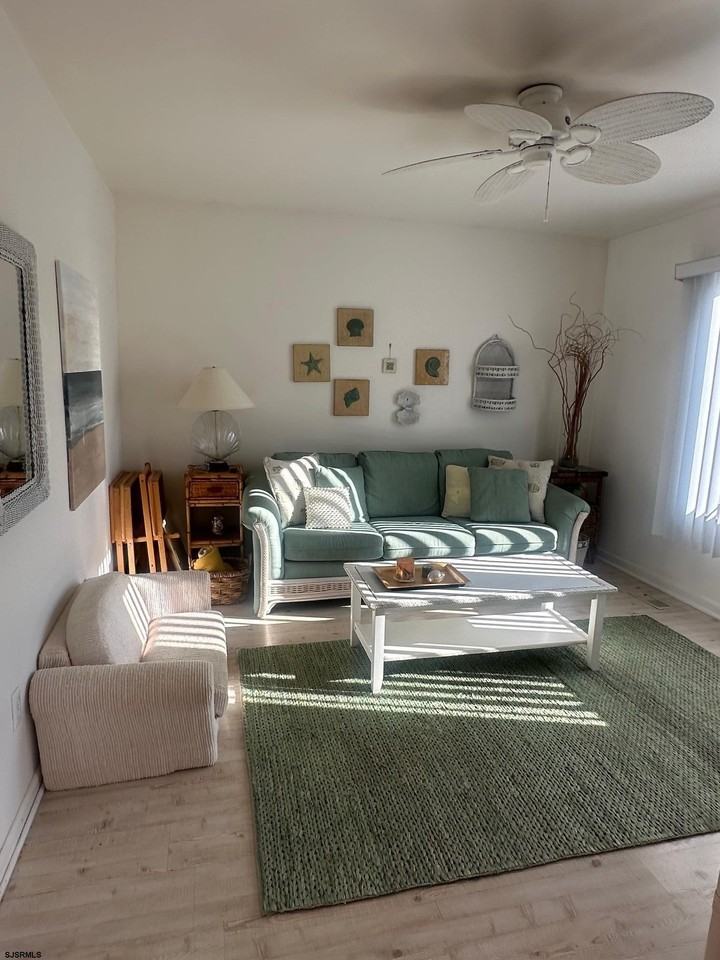 217 N 34th Ave - Photo 7 of 28