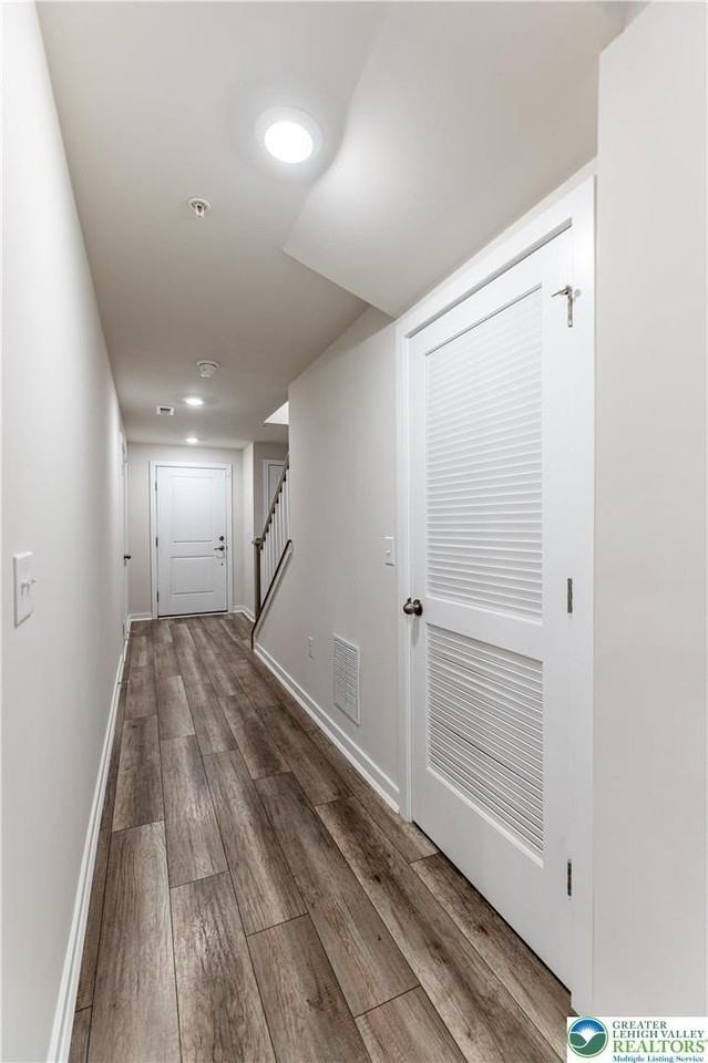 4936 Brookside Ct - Photo 4 of 34