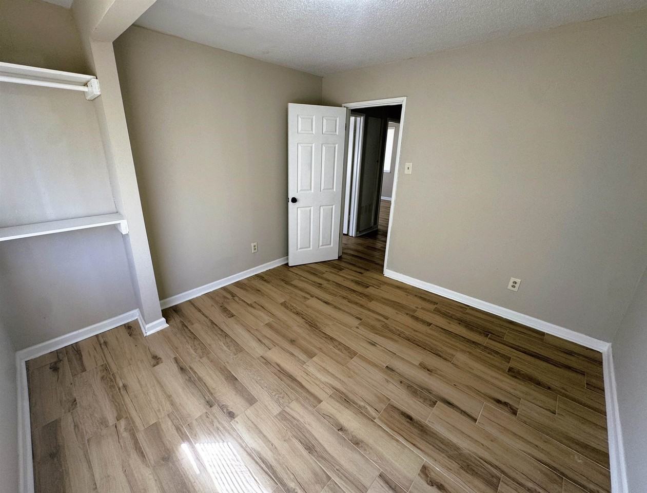 961 N Perkins Rd - Photo 7 of 15