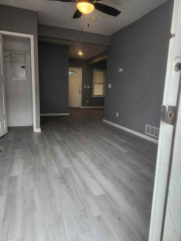 12224 Fairview Ct Frnt Down - Photo 3 of 5