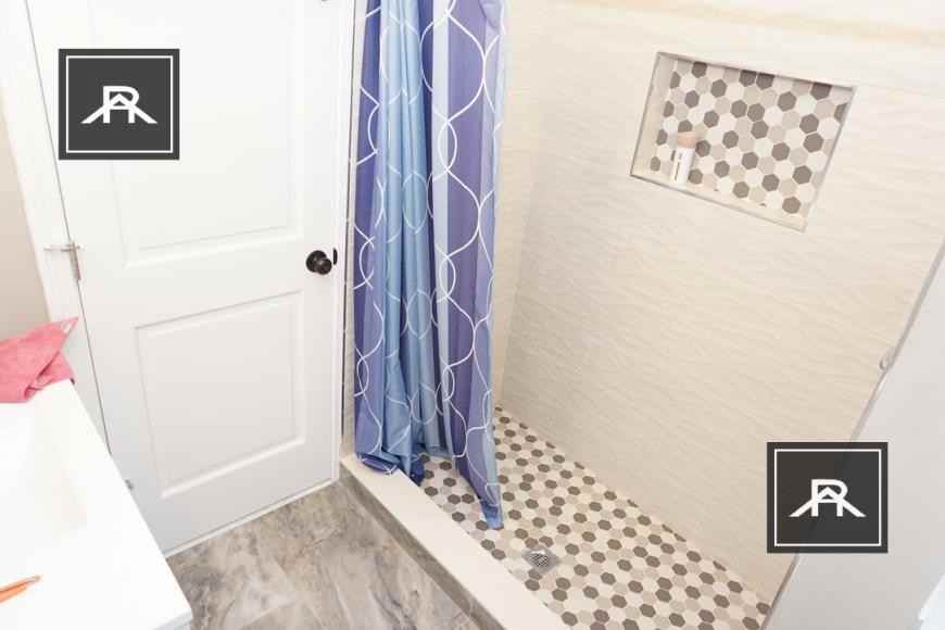 1910 Beacon St - Photo 6 of 10