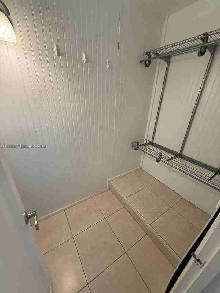 633 Mokena Dr #2 - Photo 2 of 6